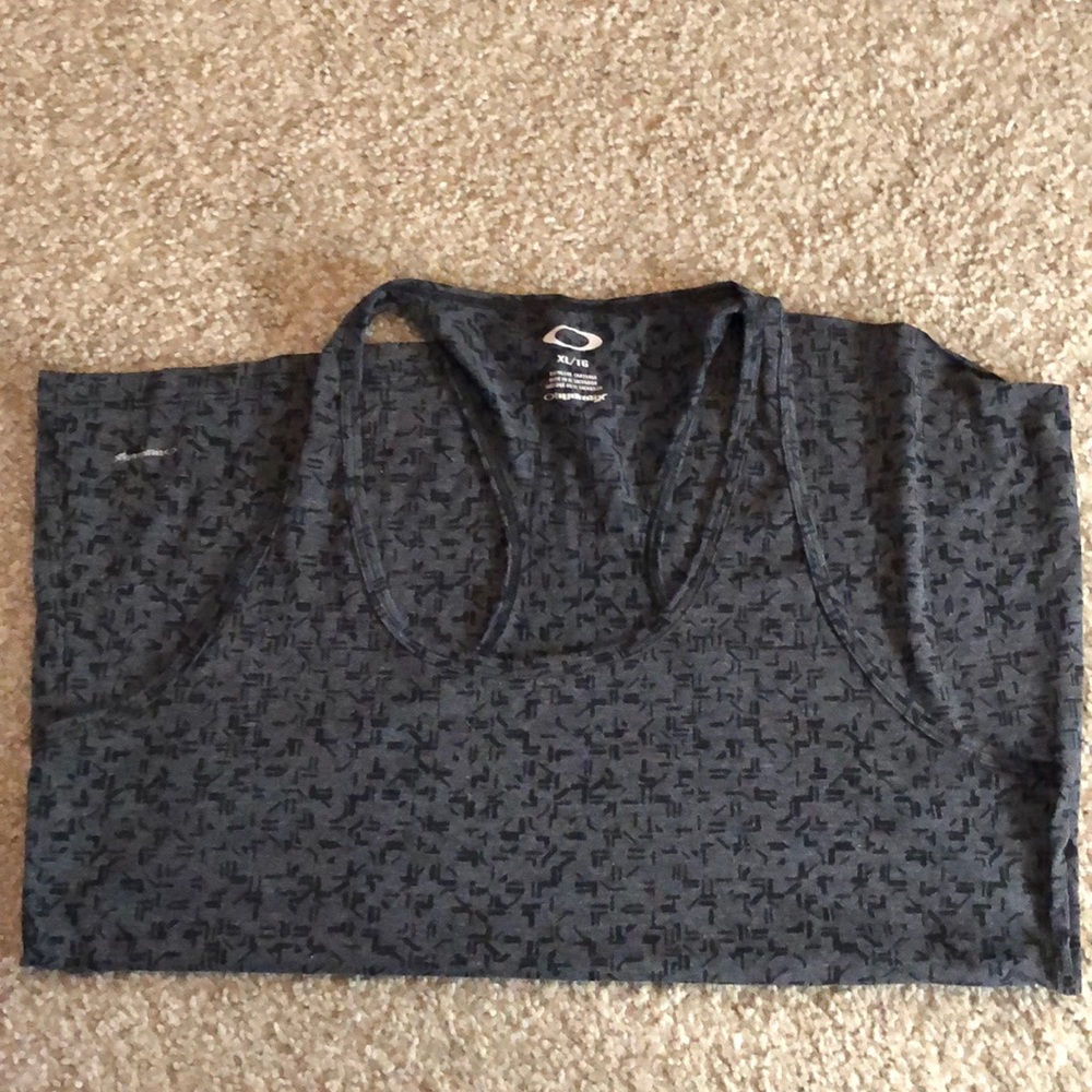 Oakley tank top